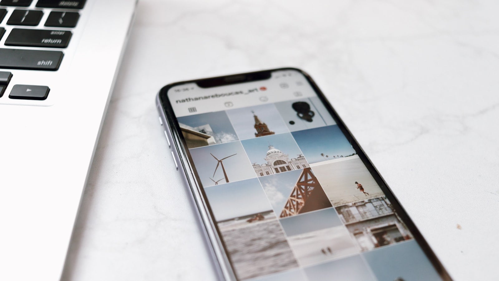 Photo Dump Instagram 2026: Cara Bikin Unggahan Acak yang Tetap Estetik dan Ramai Interaksi